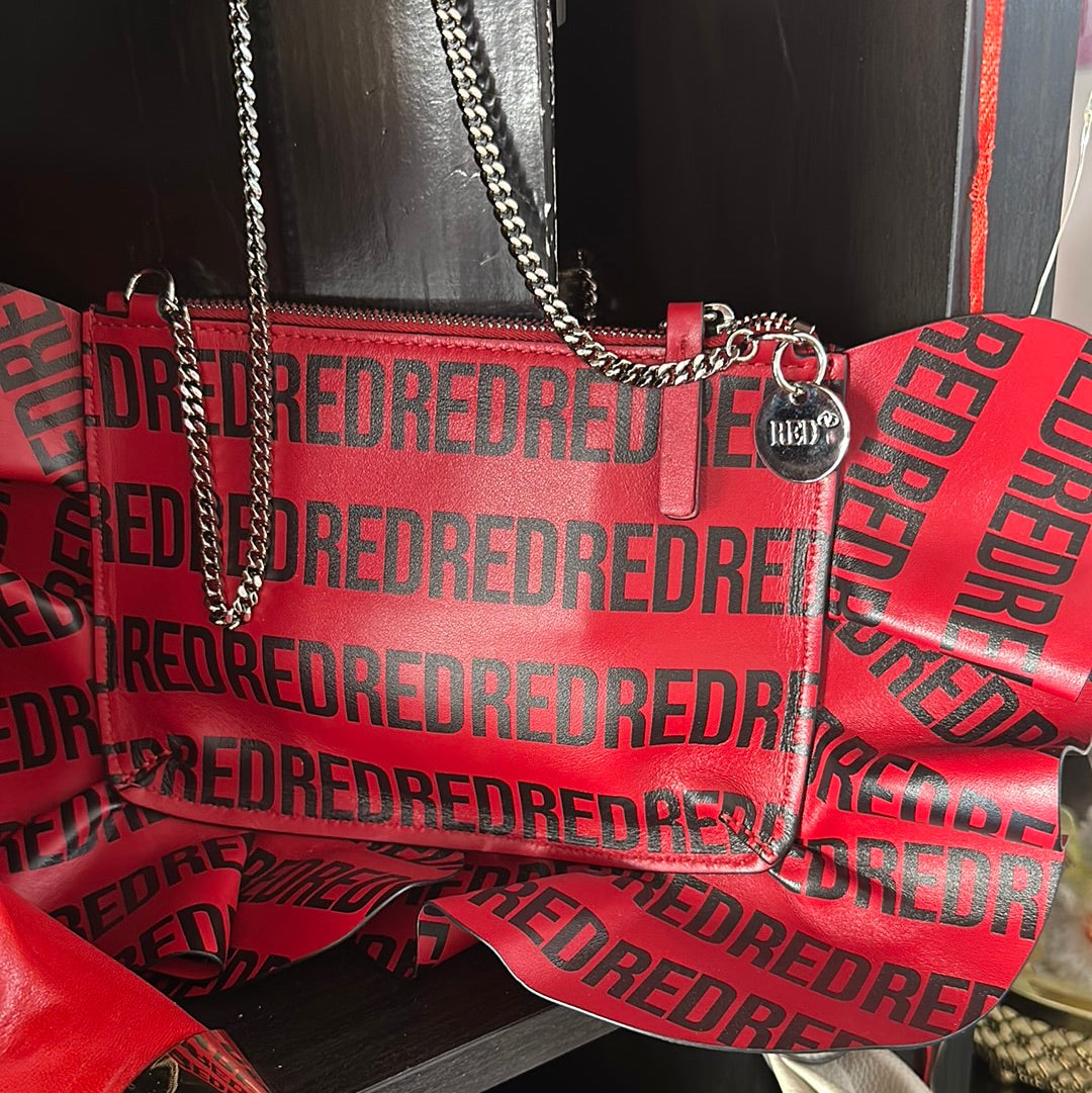 Pochette red Valentino